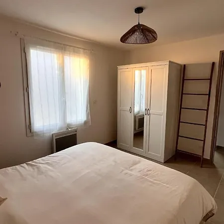 Lejlighed Cocon Design Avec Jardin Prive Aimargues